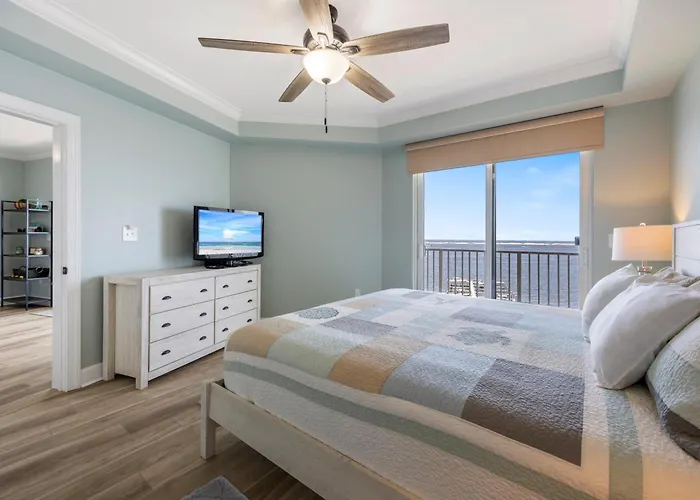 Harbour Pointe 708 By Pkrm Apartment